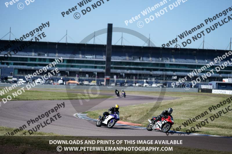 Rockingham no limits trackday;enduro digital images;event digital images;eventdigitalimages;no limits trackdays;peter wileman photography;racing digital images;rockingham raceway northamptonshire;rockingham trackday photographs;trackday digital images;trackday photos